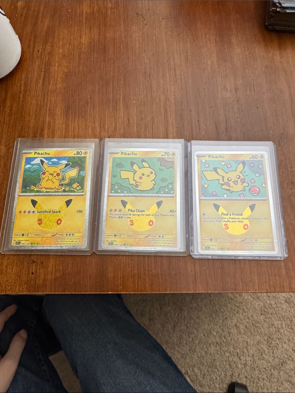 3 pikachu cards 30th